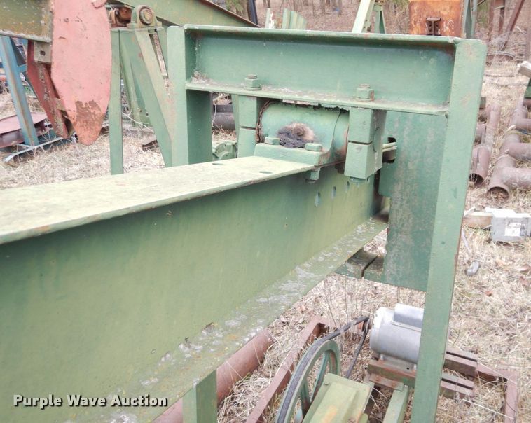image for item DR8077 (13) pump jacks