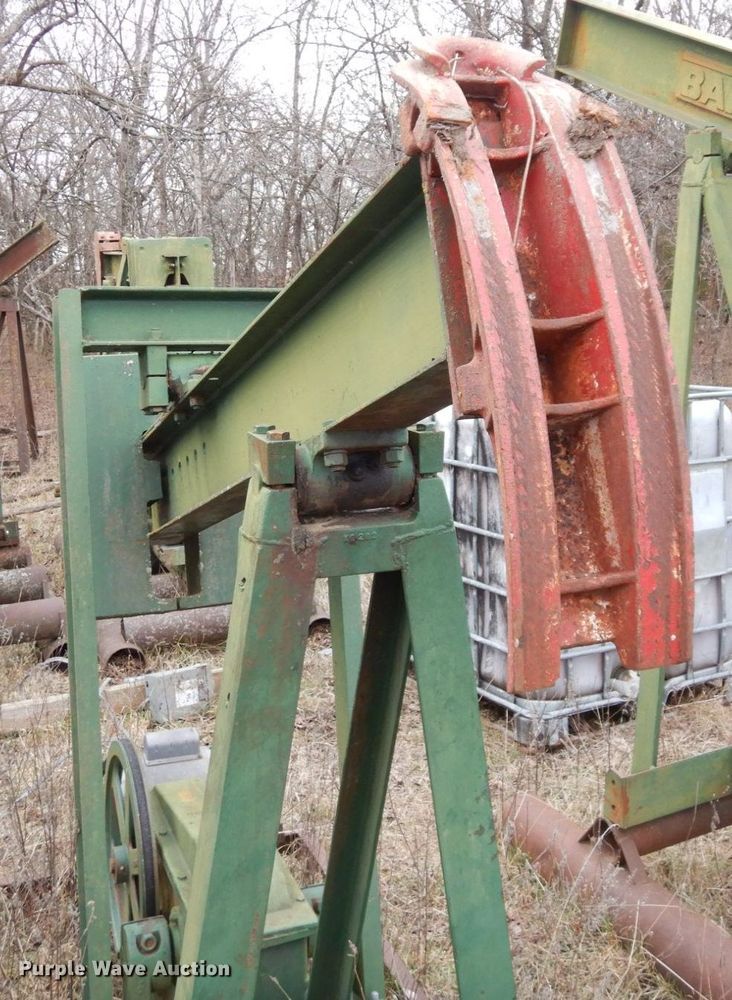 image for item DR8077 (13) pump jacks