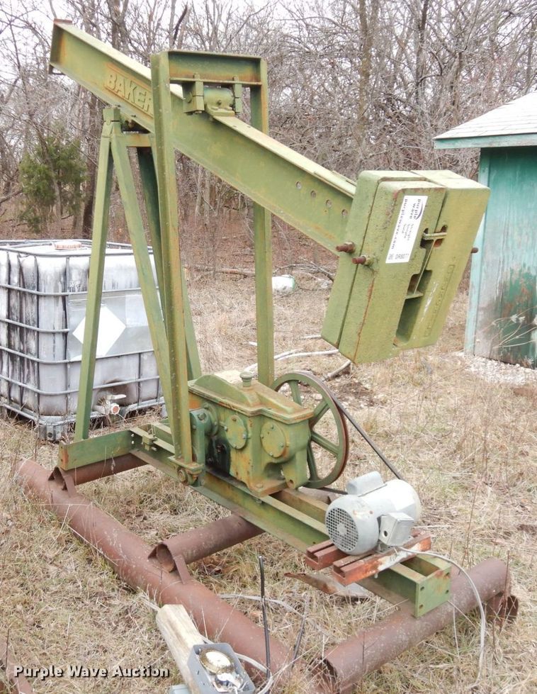 image for item DR8077 (13) pump jacks