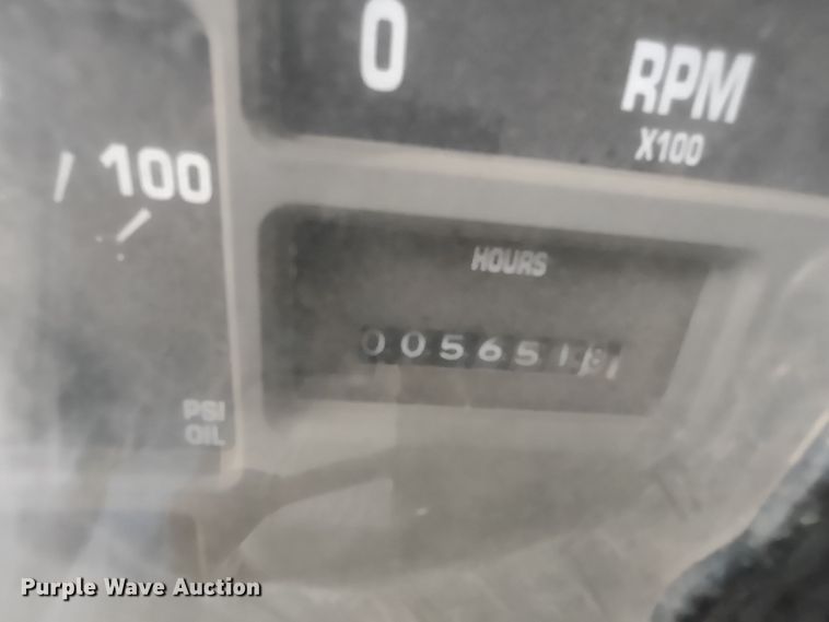 image for item DR8083 1998 International 2554  applicator truck