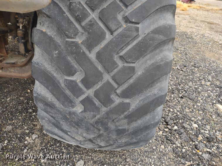 image for item DR8083 1998 International 2554  applicator truck