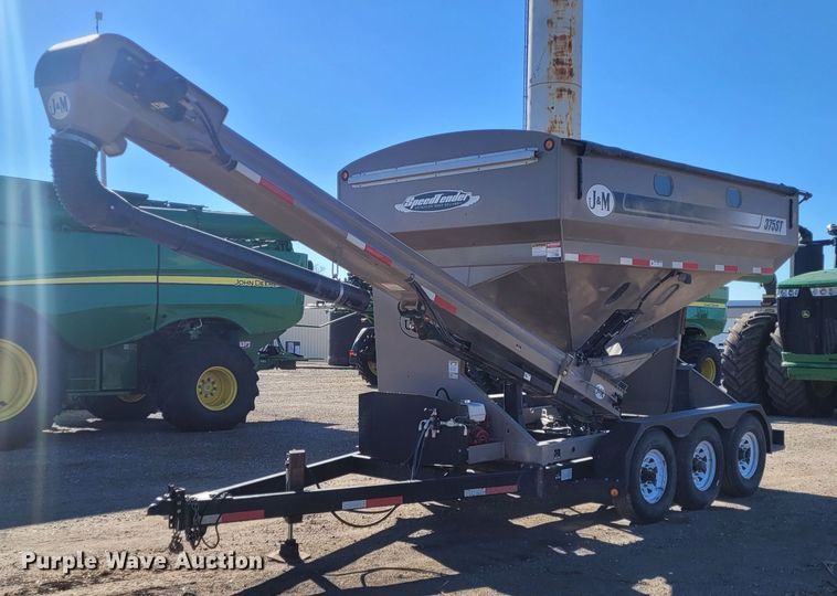image for item FC9200 2013 J&M 375ST  seed tender trailer