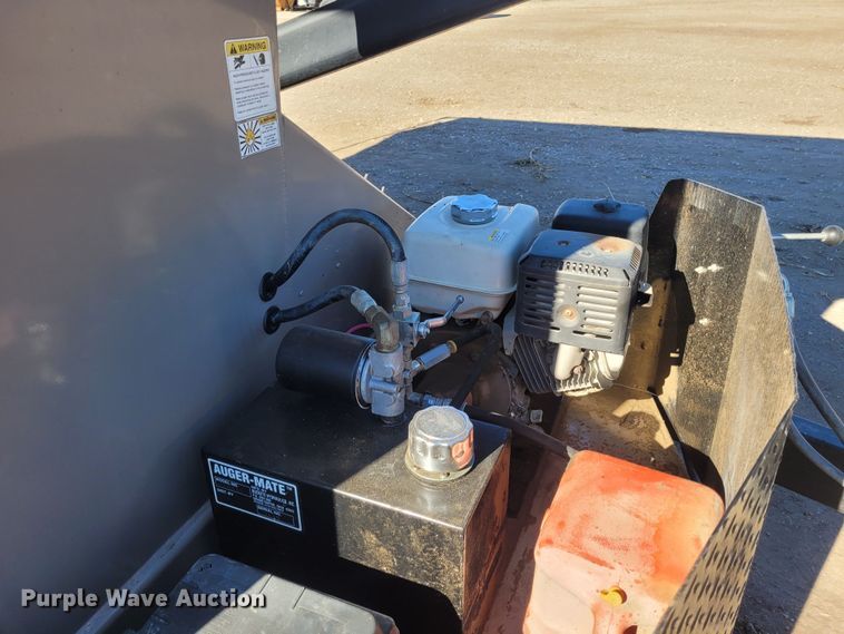 image for item FC9200 2013 J&M 375ST  seed tender trailer