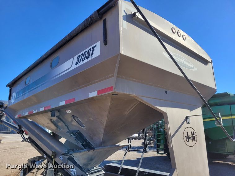 image for item FC9200 2013 J&M 375ST  seed tender trailer