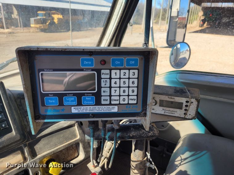 image for item FC9201 2001 Sterling Acterra  feed mixer truck