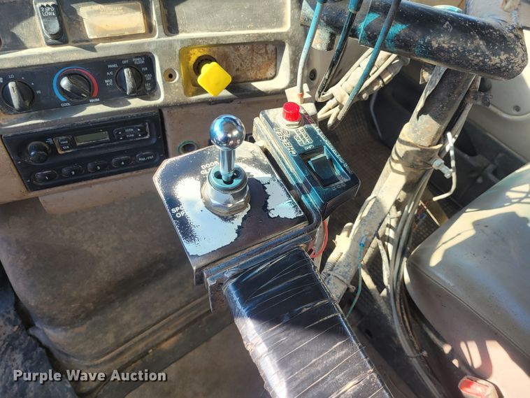 image for item FC9201 2001 Sterling Acterra  feed mixer truck