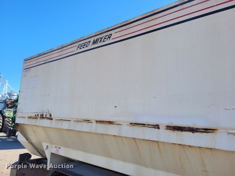 image for item FC9201 2001 Sterling Acterra  feed mixer truck