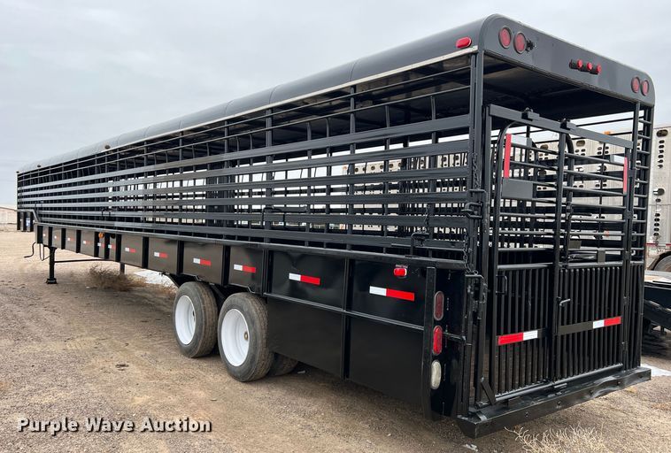 image for item GP9598 2006 Gooseneck  livestock trailer