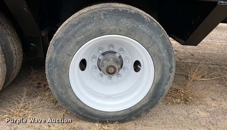 image for item GP9598 2006 Gooseneck  livestock trailer