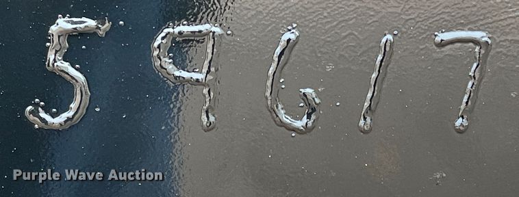 image for item GP9598 2006 Gooseneck  livestock trailer