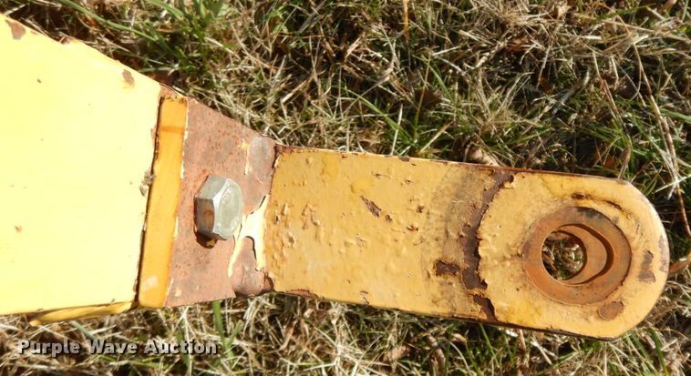 image for item HG9253 Vermeer WR22  hay rake