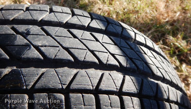 image for item HG9253 Vermeer WR22  hay rake