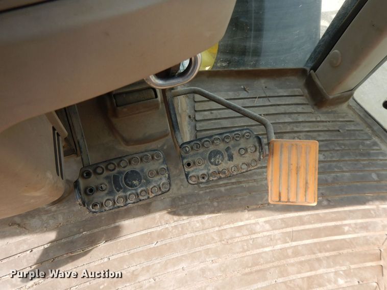 image for item HG9257 2012 John Deere 6430 Premium  tractor