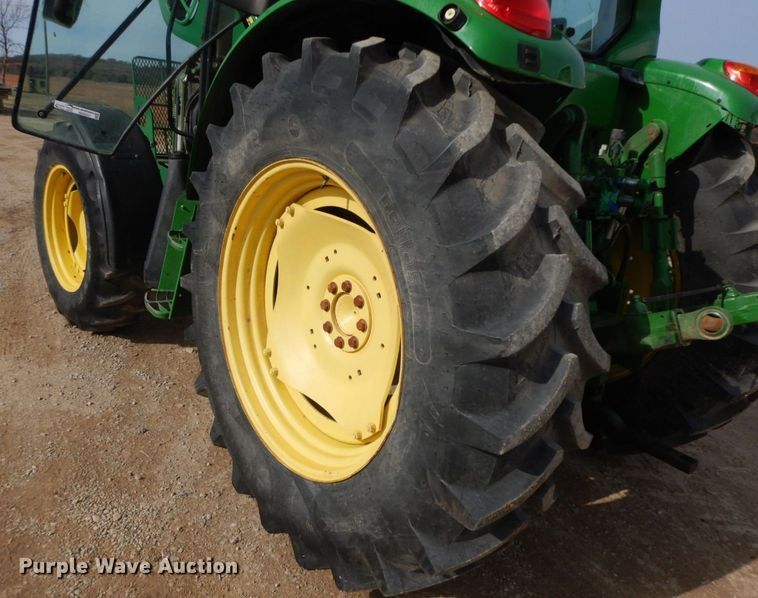 image for item HG9257 2012 John Deere 6430 Premium  tractor