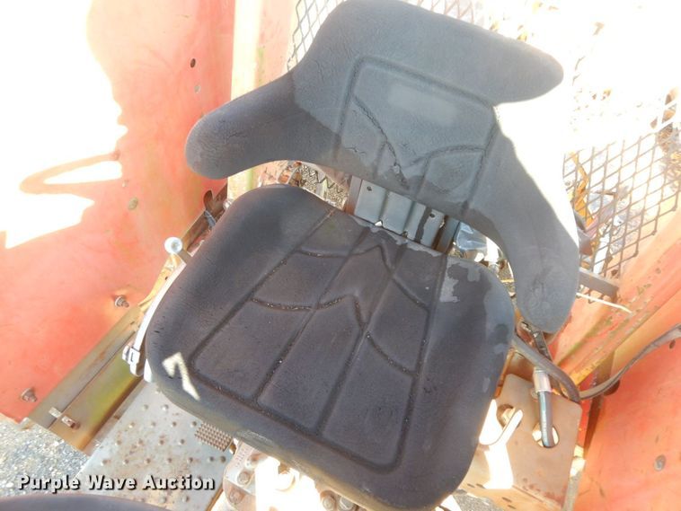 image for item HG9270 1979 Massey Ferguson 255  tractor