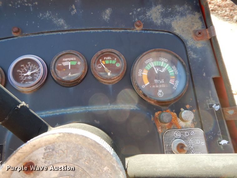 image for item HG9270 1979 Massey Ferguson 255  tractor