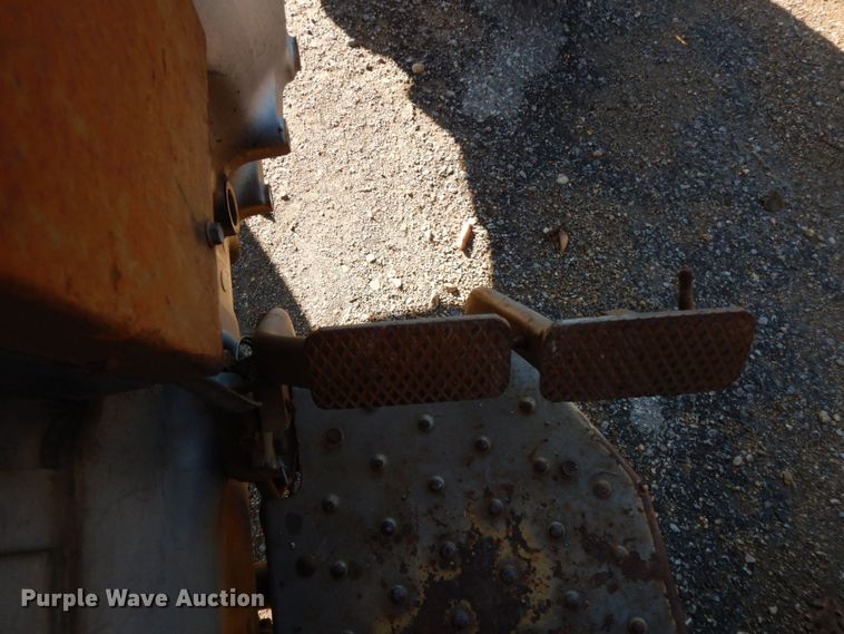 image for item HG9270 1979 Massey Ferguson 255  tractor