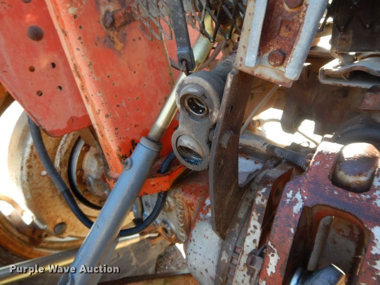 image for item HG9270 1979 Massey Ferguson 255  tractor