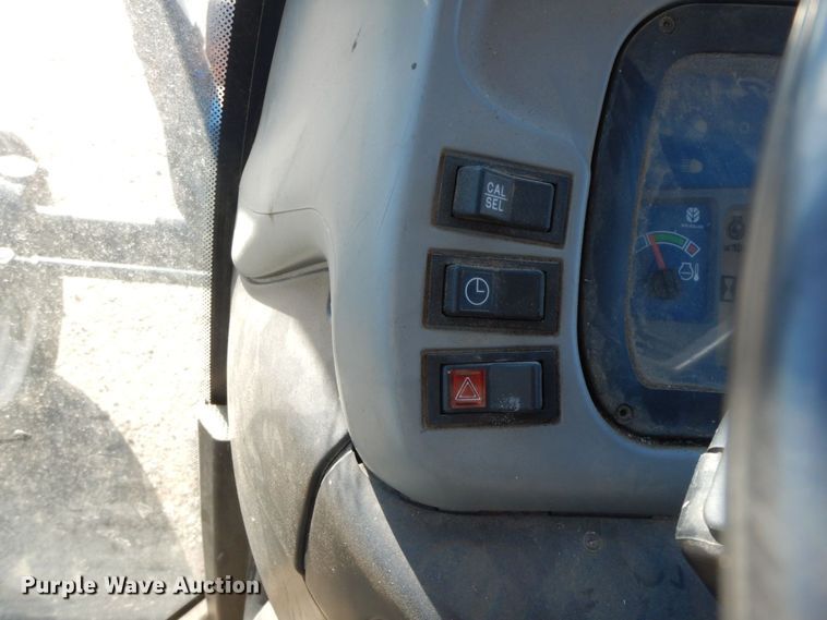 image for item HG9271 2007 New Holland TN75DA  tractor