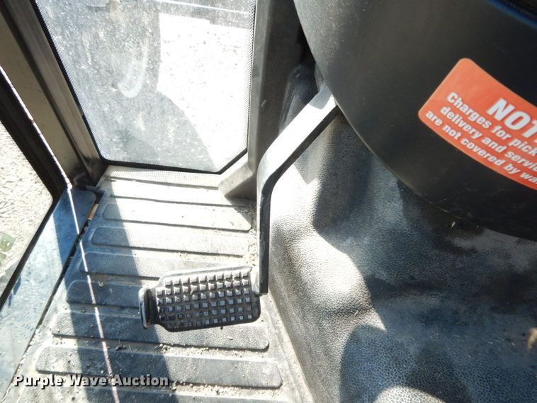 image for item HG9271 2007 New Holland TN75DA  tractor