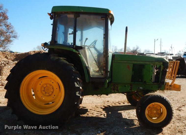 image for item HG9307 2002 John Deere 6405  tractor