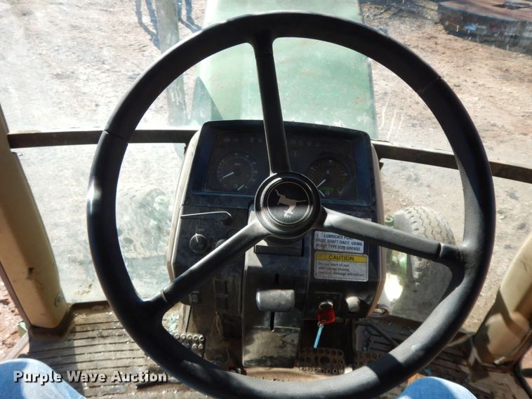 image for item HG9307 2002 John Deere 6405  tractor