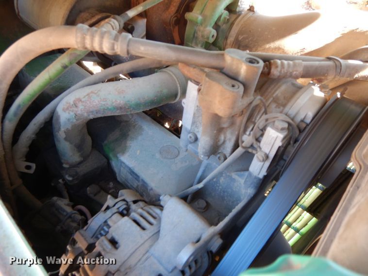 image for item HG9307 2002 John Deere 6405  tractor