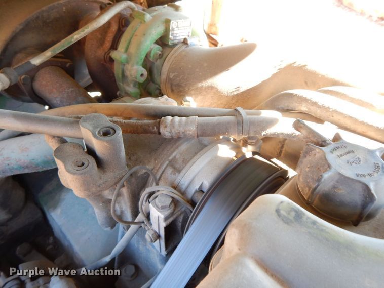 image for item HG9307 2002 John Deere 6405  tractor