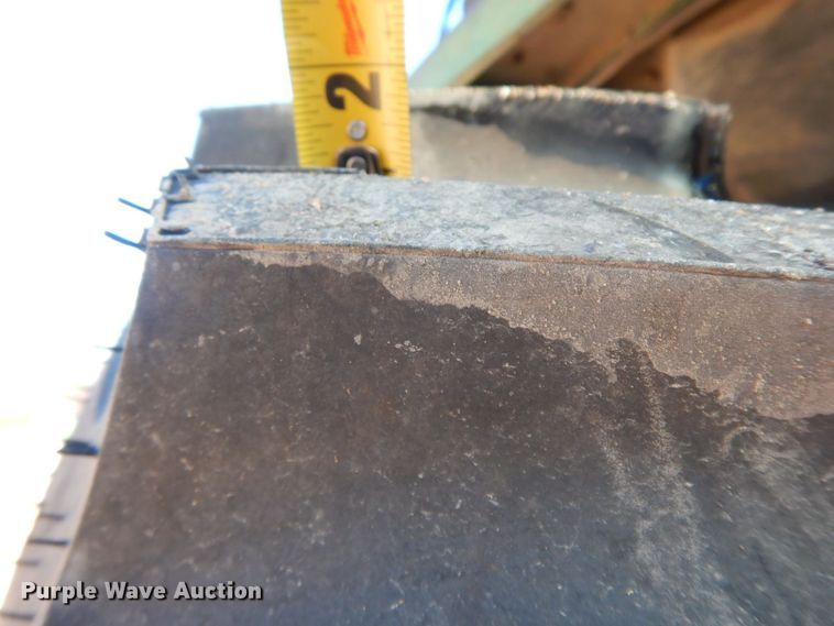 image for item HG9307 2002 John Deere 6405  tractor