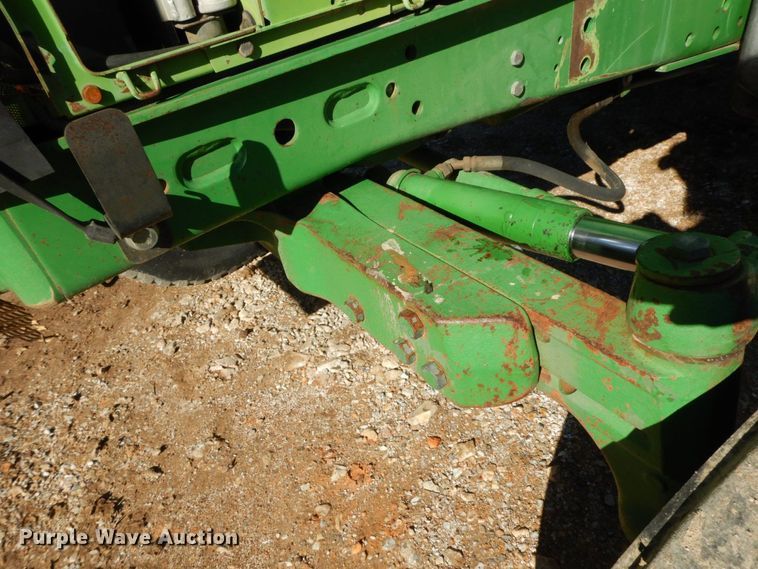 image for item HG9307 2002 John Deere 6405  tractor