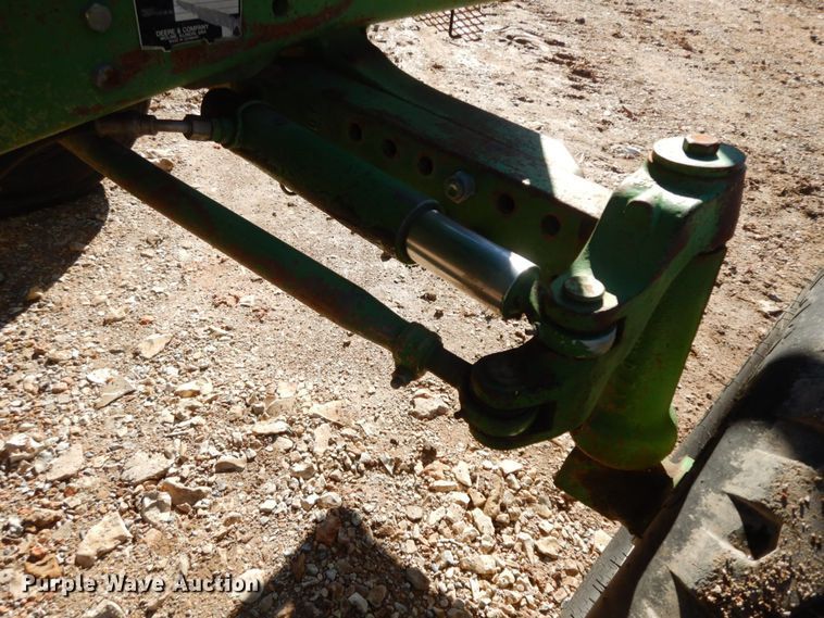 image for item HG9307 2002 John Deere 6405  tractor