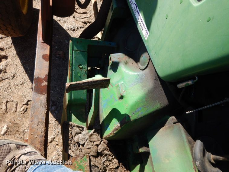 image for item HG9308 1981 John Deere 2040  tractor