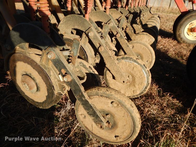 image for item HG9322 Krause 5215  grain drill