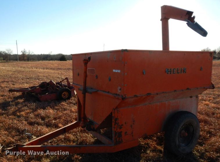 image for item HG9324 Helix 101  feed wagon