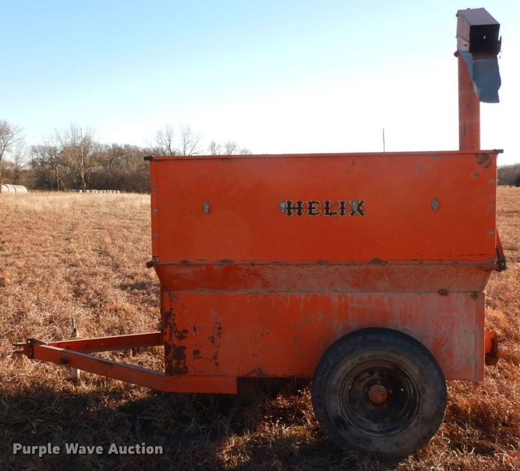 image for item HG9324 Helix 101  feed wagon