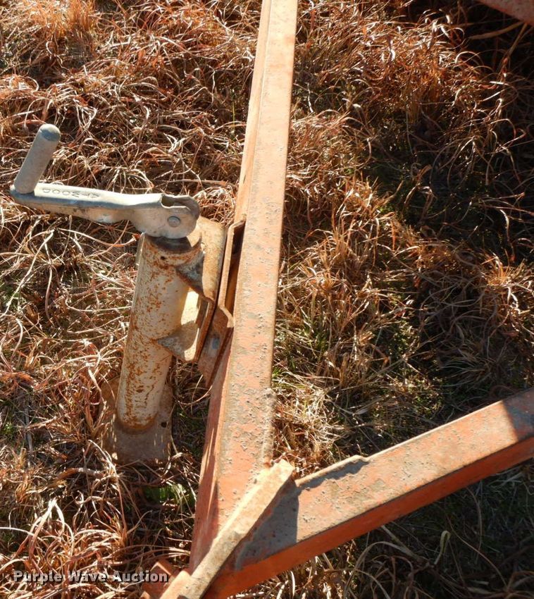 image for item HG9324 Helix 101  feed wagon