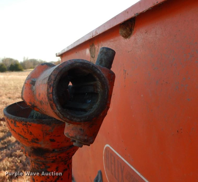 image for item HG9324 Helix 101  feed wagon