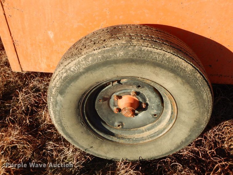 image for item HG9324 Helix 101  feed wagon