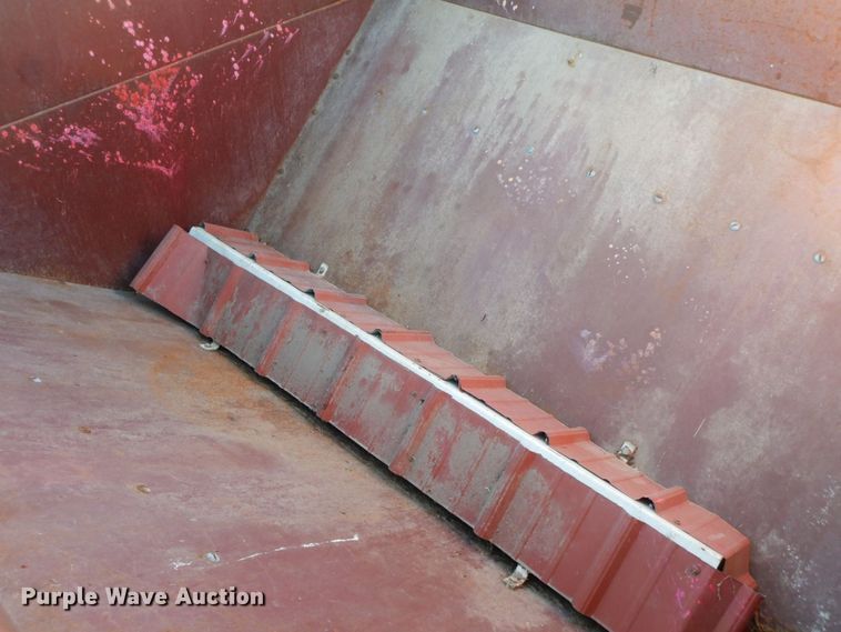 image for item HG9324 Helix 101  feed wagon