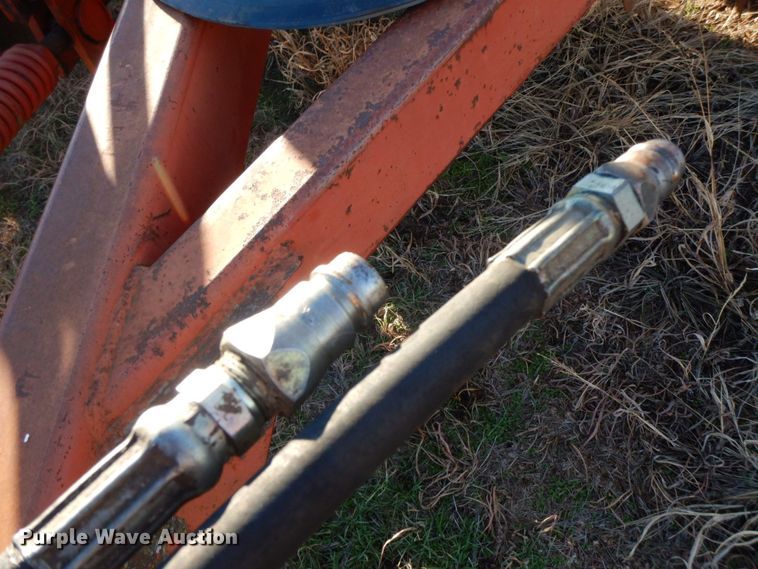 image for item HG9330 International 490  tandem disk