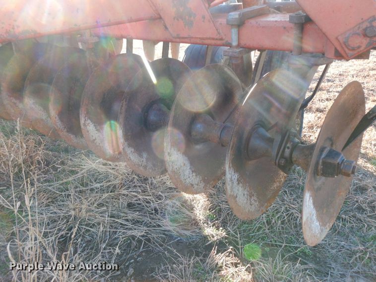 image for item HG9330 International 490  tandem disk