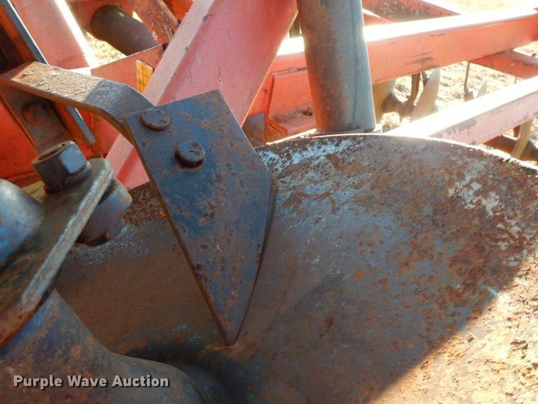 image for item HG9330 International 490  tandem disk