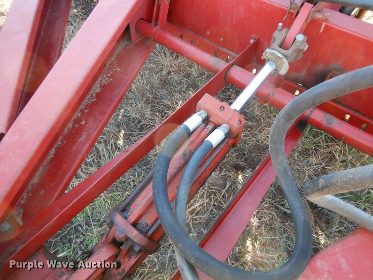 image for item HG9331 International 5100  grain drill