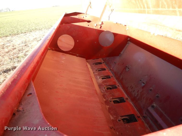 image for item HG9331 International 5100  grain drill