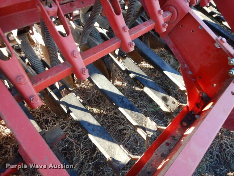 image for item HG9331 International 5100  grain drill