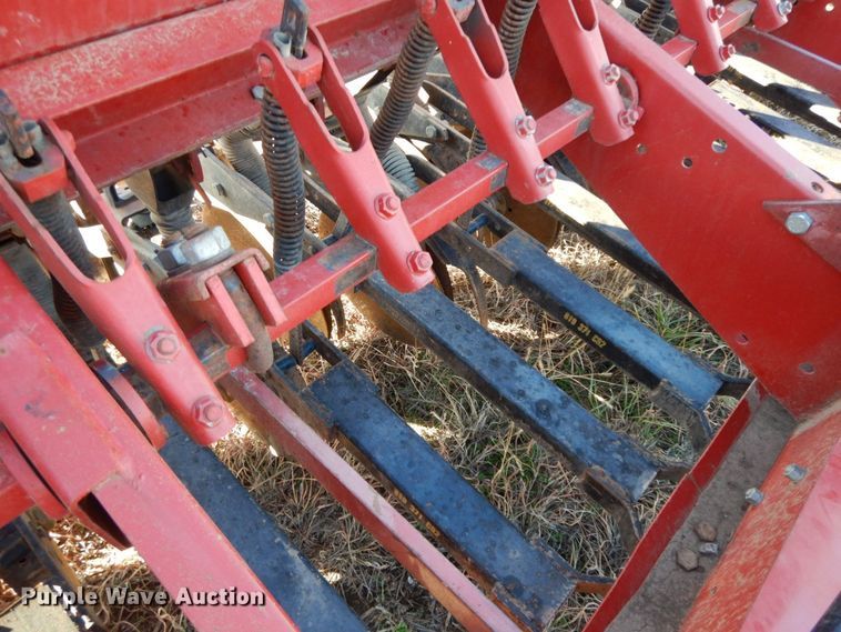 image for item HG9331 International 5100  grain drill