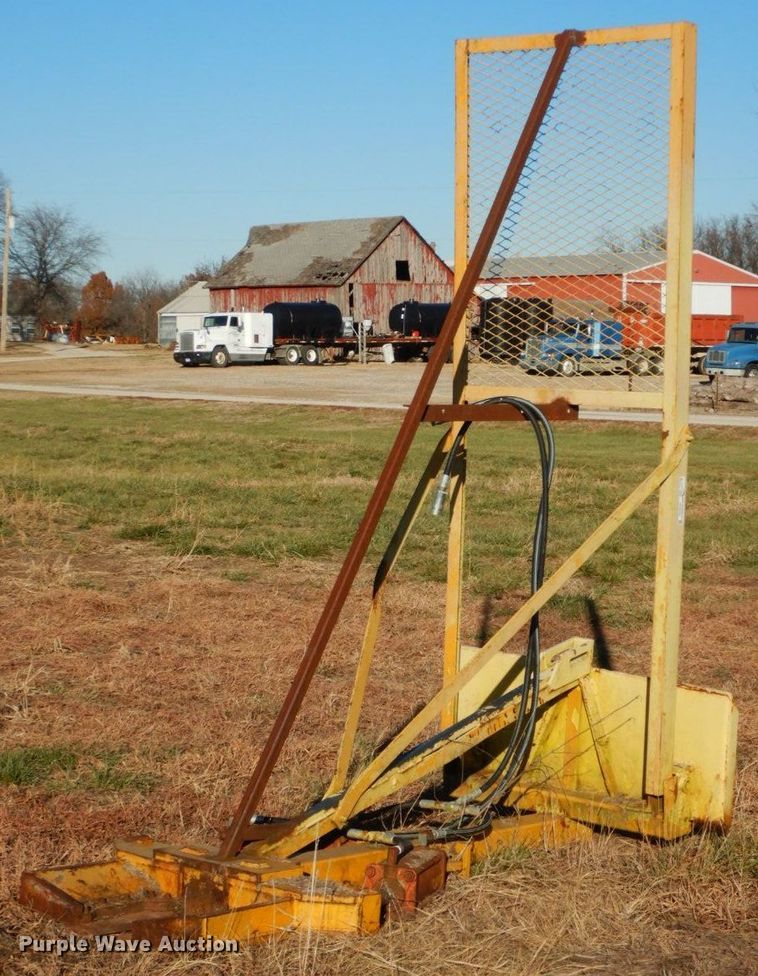 image for item HG9332 Skid steer tree shear