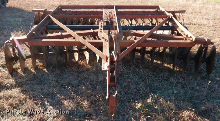 image for item HG9334 International  tandem disk