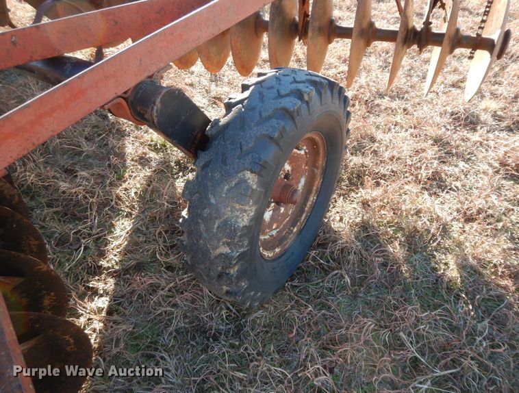 image for item HG9334 International  tandem disk