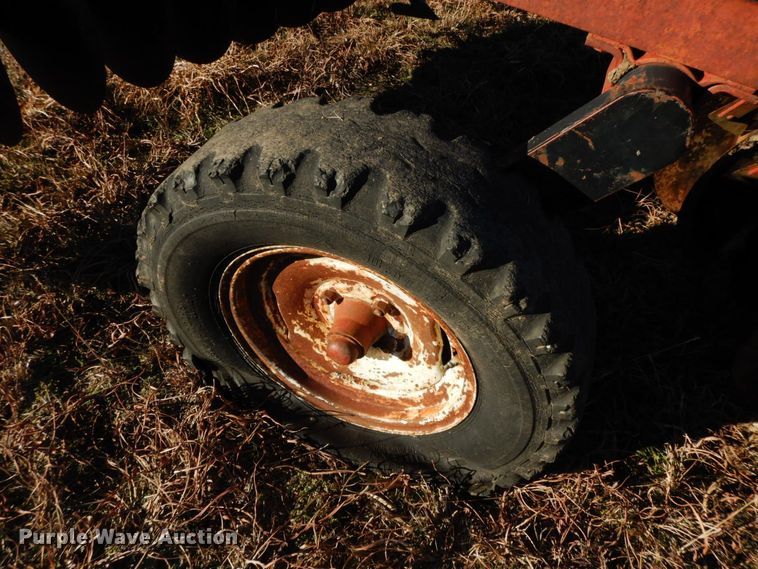 image for item HG9334 International  tandem disk